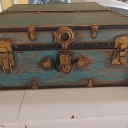 Old  Wooden Trunk 