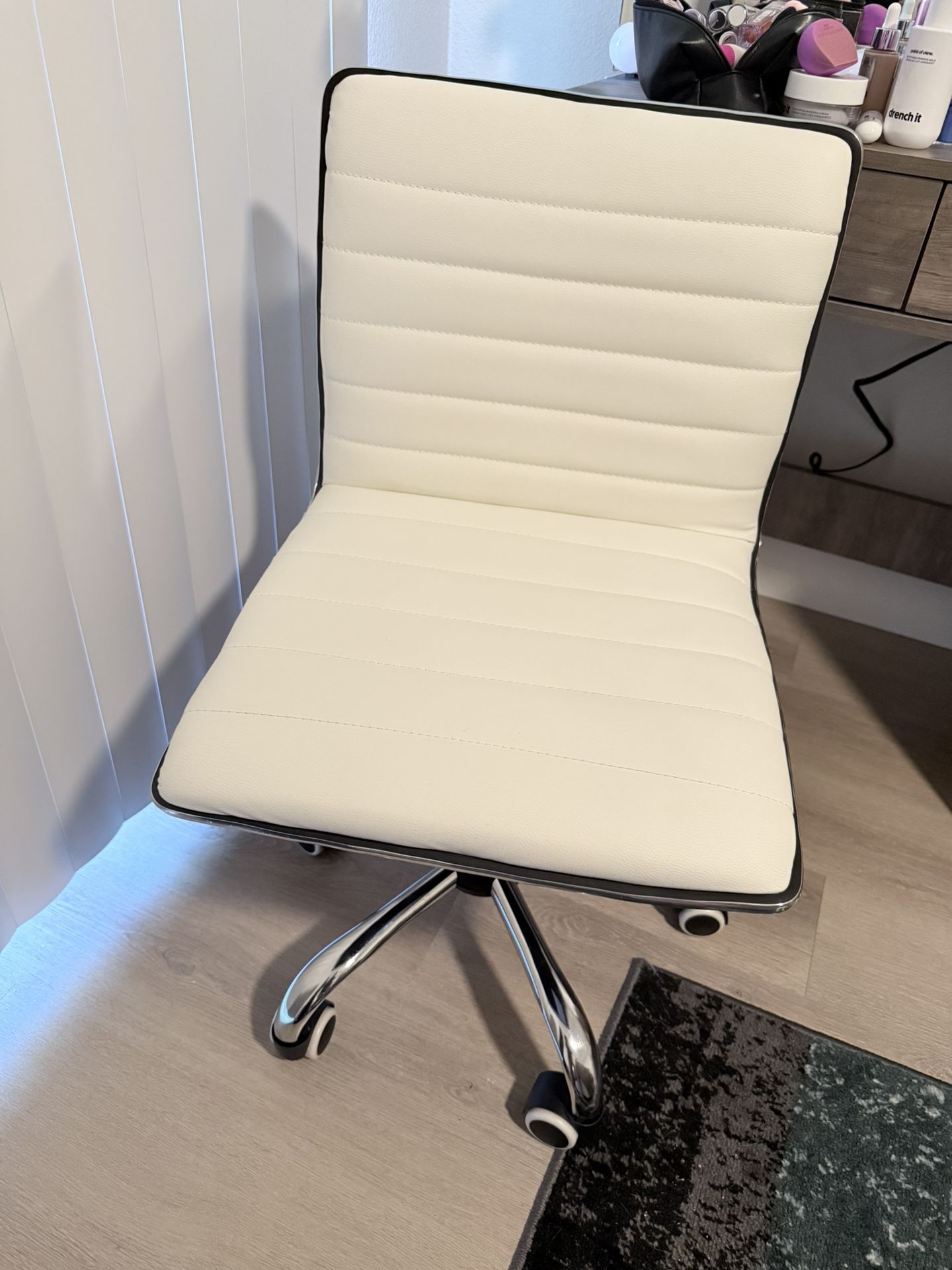 Vanity Chair