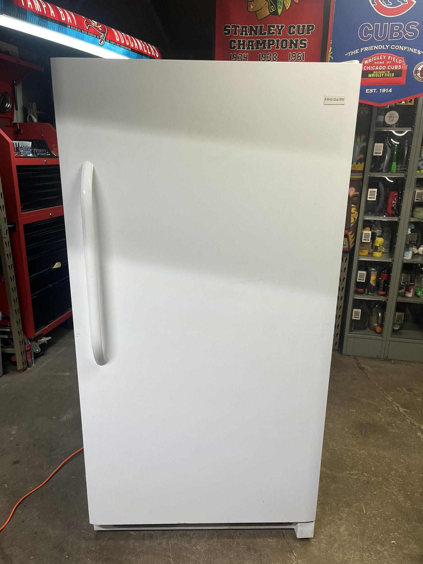 Refrigerator Freezer-less