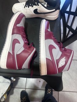 🔥 Air Jordan 1 Mid “Cherrywood Red” (2022) – Near Mint | Worn Few Times | No Box 🔥