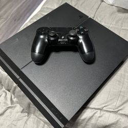 PS4 Console 