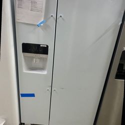 Whirlpool 21 cu. ft. Side by Side Refrigerator in White