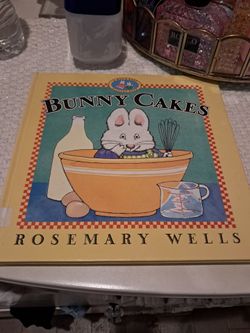 Bunny Cakes Story Book