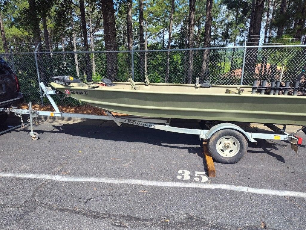 2018 Tracker 1648AWL With Mercury 20 HP 2016