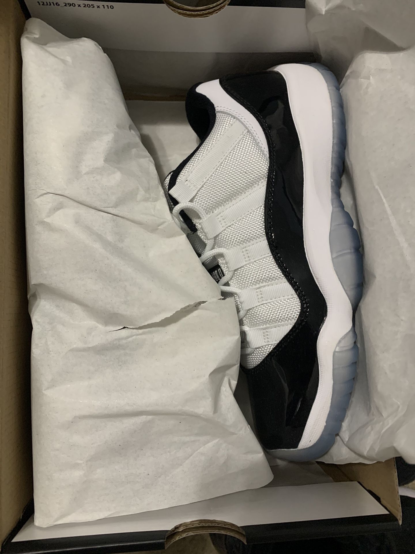 Jordan 11 concord low size 7 2025