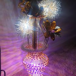 Pickup From LebnonTN 37087..Beautiful Modern Lamp Fashionable Aluminum Wire.