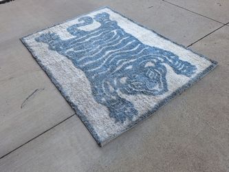 Karma Brand 4.5' x 6.5' Tiger Rug