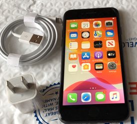 iPhone 8 64GB Factory Unlocked-Space Grey