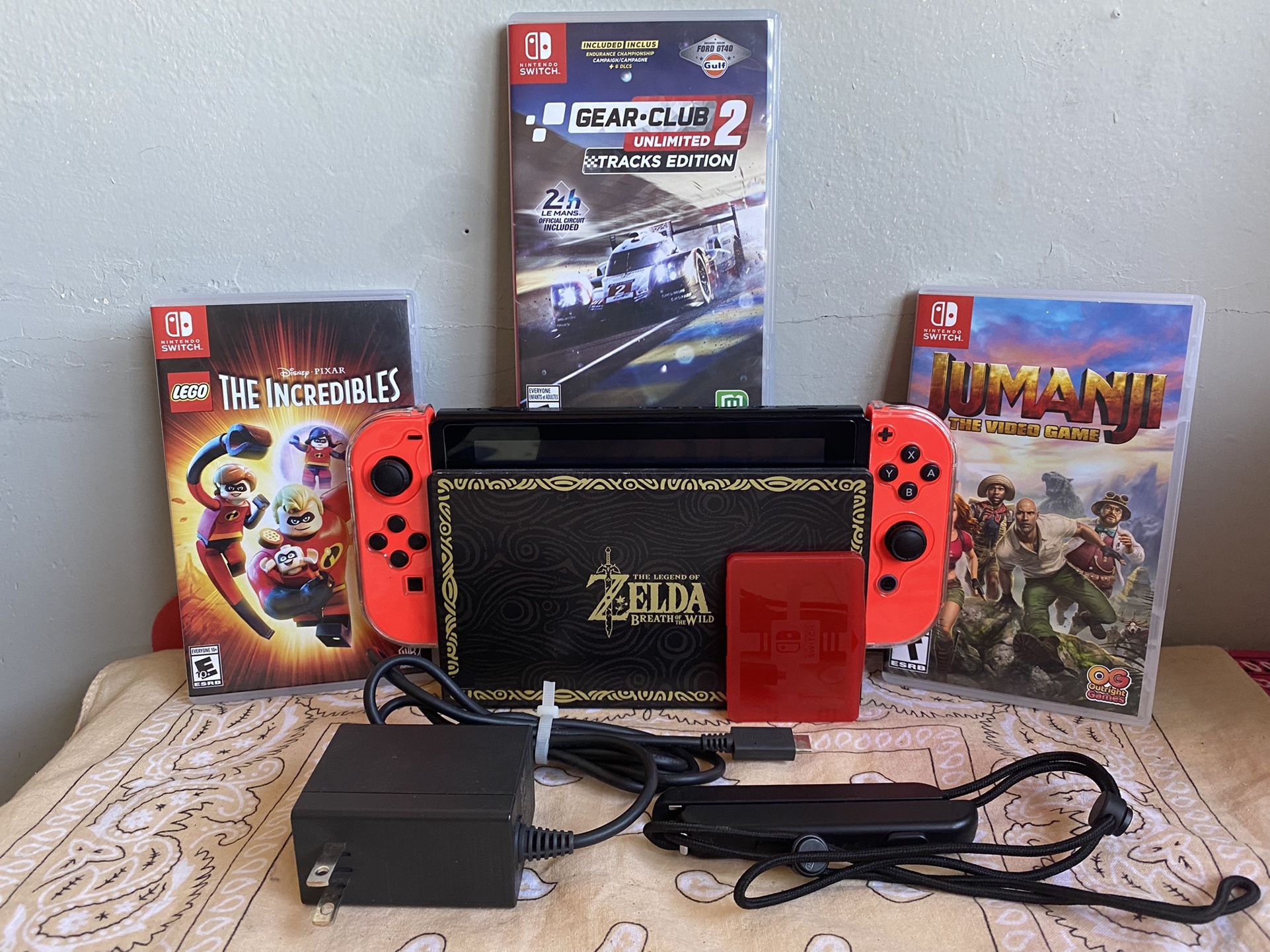 Nintendo Switch Comple w/3 Games $300