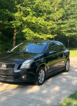 2011 Nissan  Sentra in Excellent running/driving condition