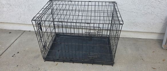 Dog crate