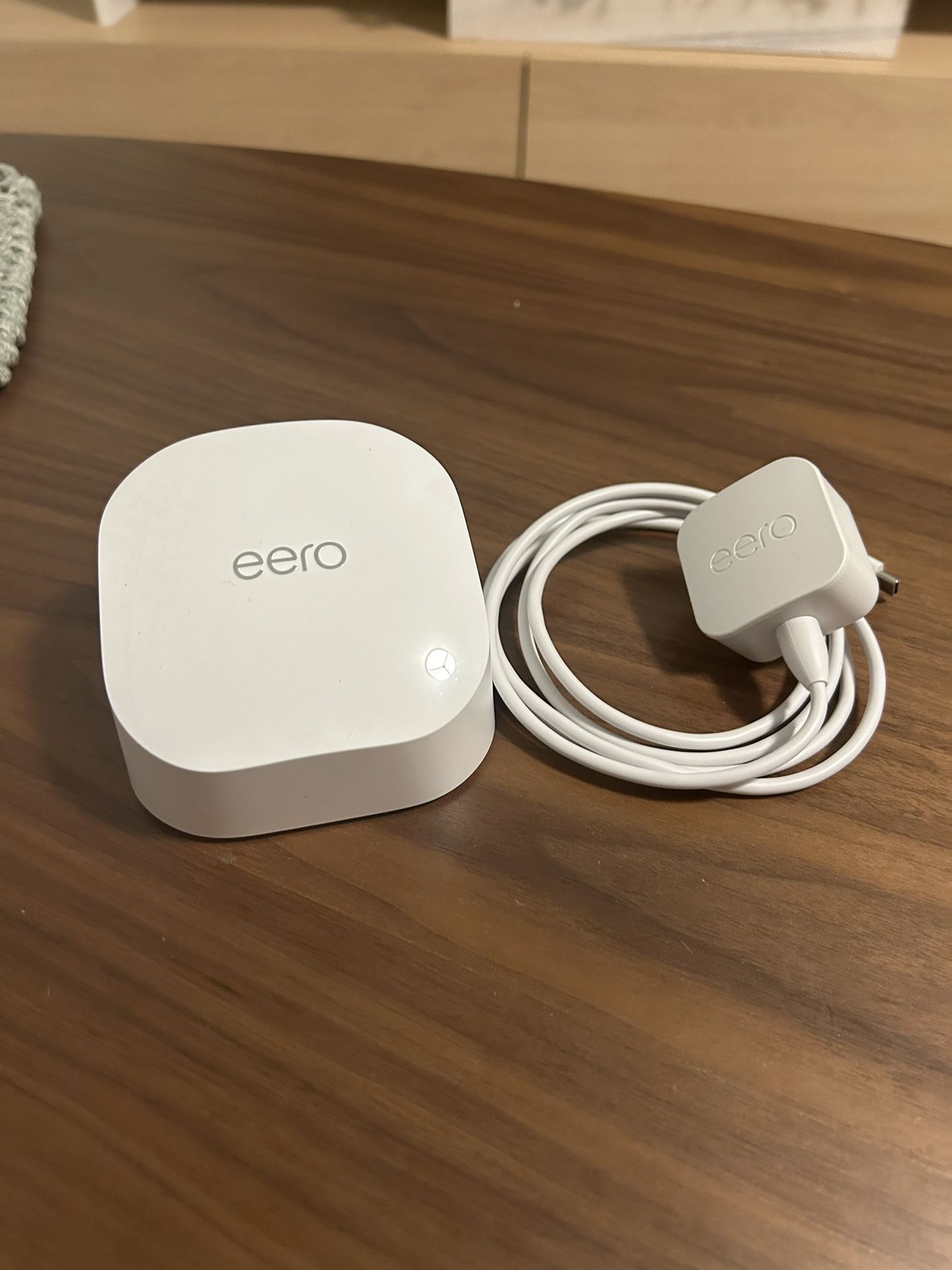 Eero 6 Mesh Wi-Fi Extender