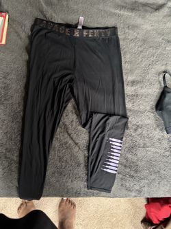 Savage X Fenty Black Leggings Size XL