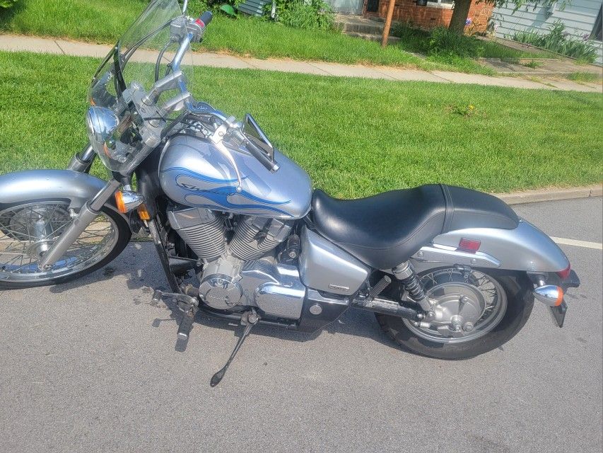 2008 Honda Shadow Spirit, Silver And Blue Flames