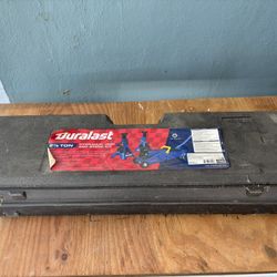 2.5  Ton Duralast Hydraulic Lift And Stand Kit