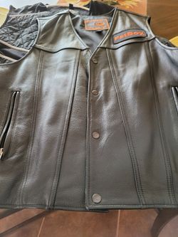 Nice Leather  Jackets Male And Female   Well Kept. 