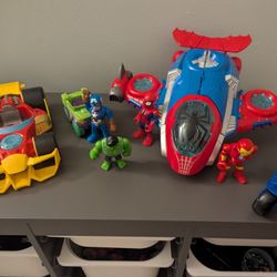 Marvel Friends And Vehicles 