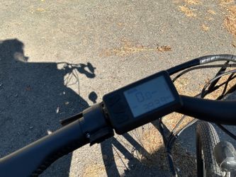 Schwinn Marshall Adult Electric Hybrid Bike