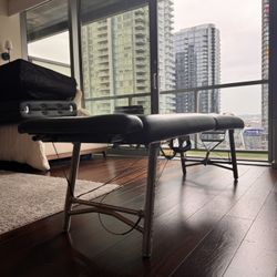 ChiroLux Classic Chiropractic Table