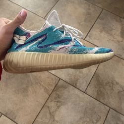 dixie cup yeezys