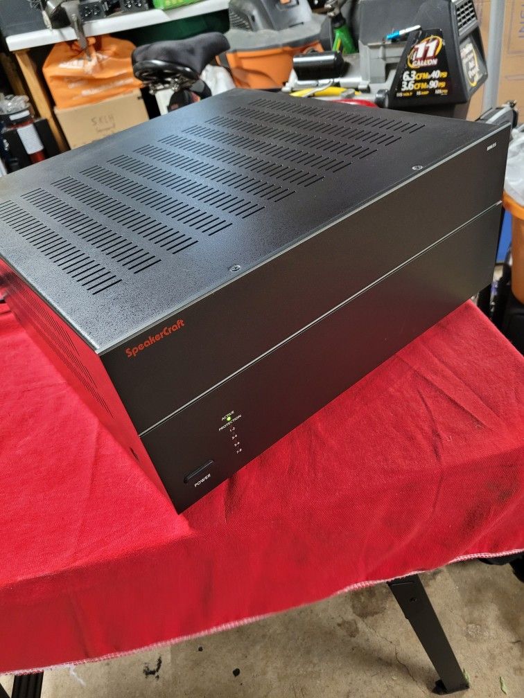 SpeakerCraft BB835 Power Amplifier
