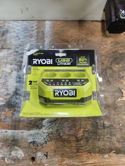 Ryobi 3-Port Charger