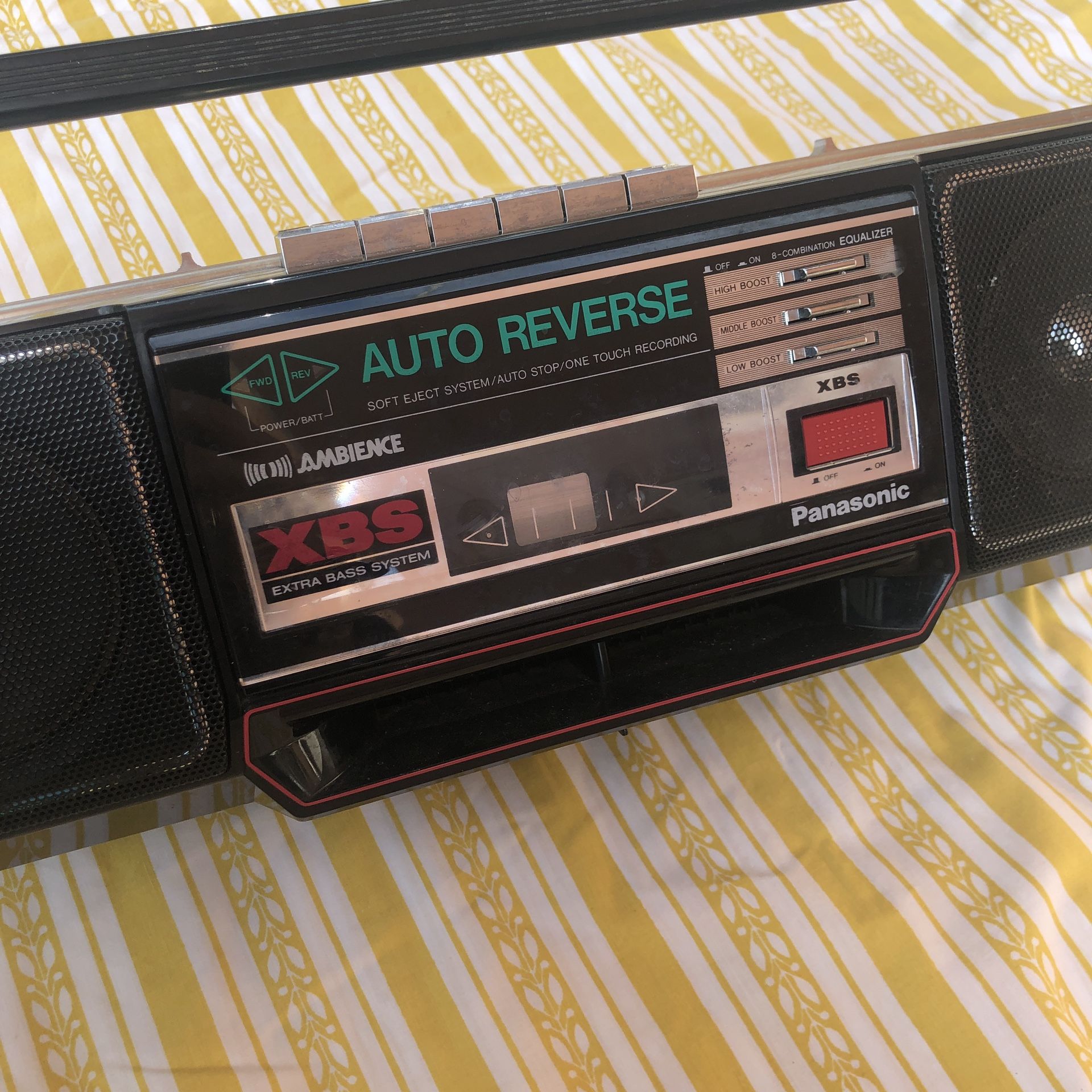 Panasonic XBS RX-FM40 Cassette Mini Boom Box