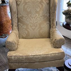 Wingback living room chair