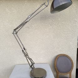 Oversized Adjustable task Floor lamp - silver