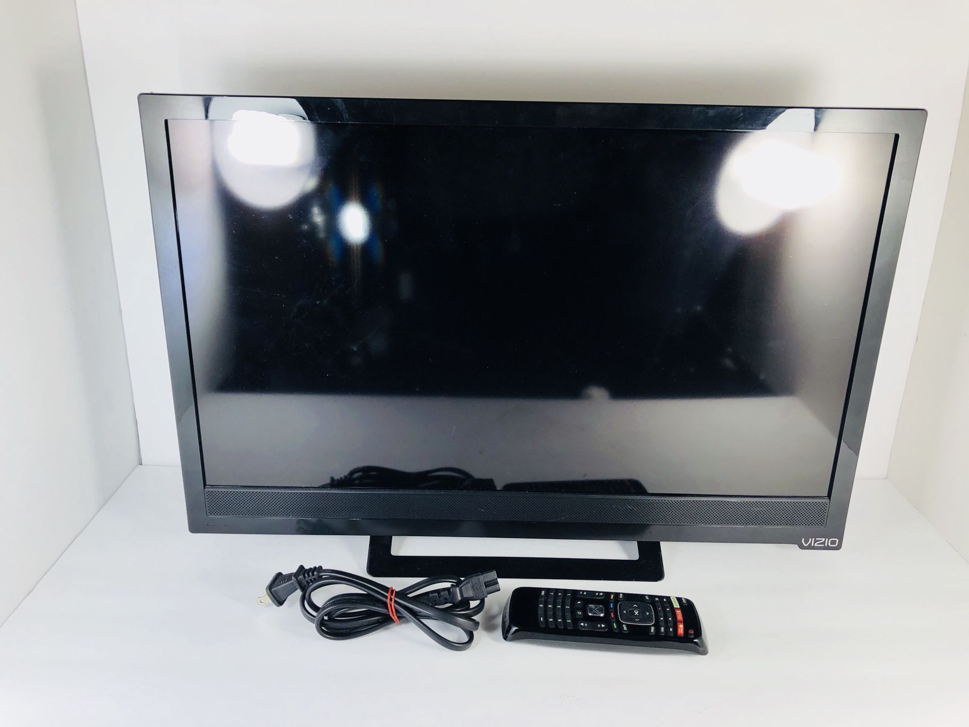 VIZIO E-series 23” Class Razor LED Smart TV - E231i-B1