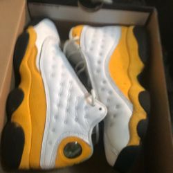 Jordan Retro 13 "Del Sol" Size 5Y