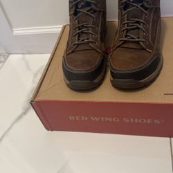 Red Wing Shoes , Style 6692, Safety Toe , Oil/ Slip Resistant, EH
