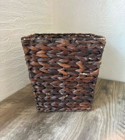 Multipurpose woven brown basket 11” X 10” X 8”