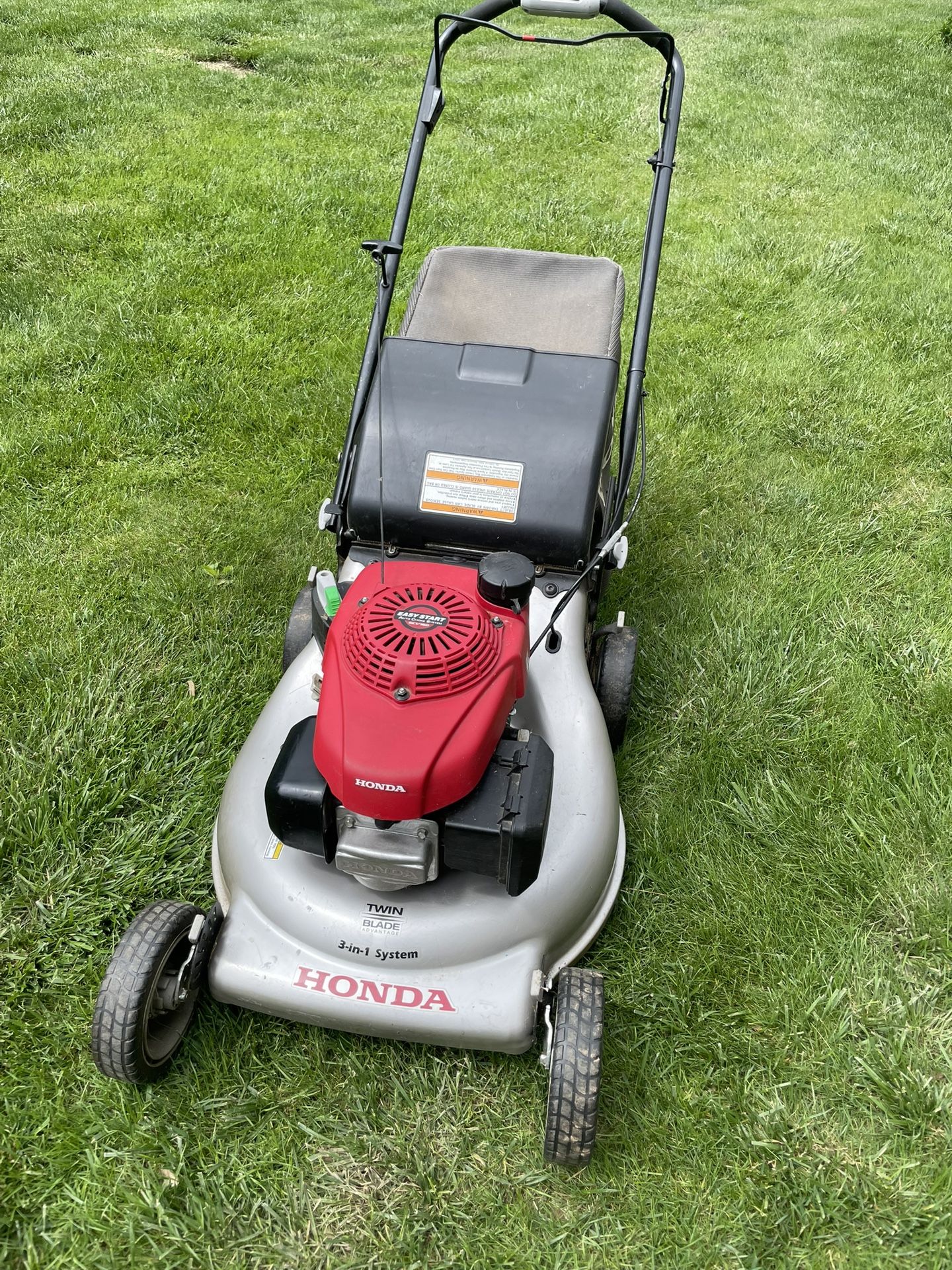 Lawnmower - Honda Self Propelled Lawn Mower
