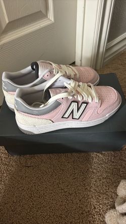 Womens/kids Rose pink new balance shoes