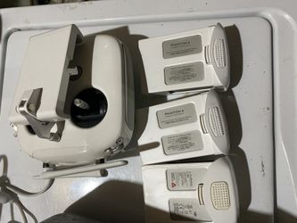 DJI phantom 4 controller