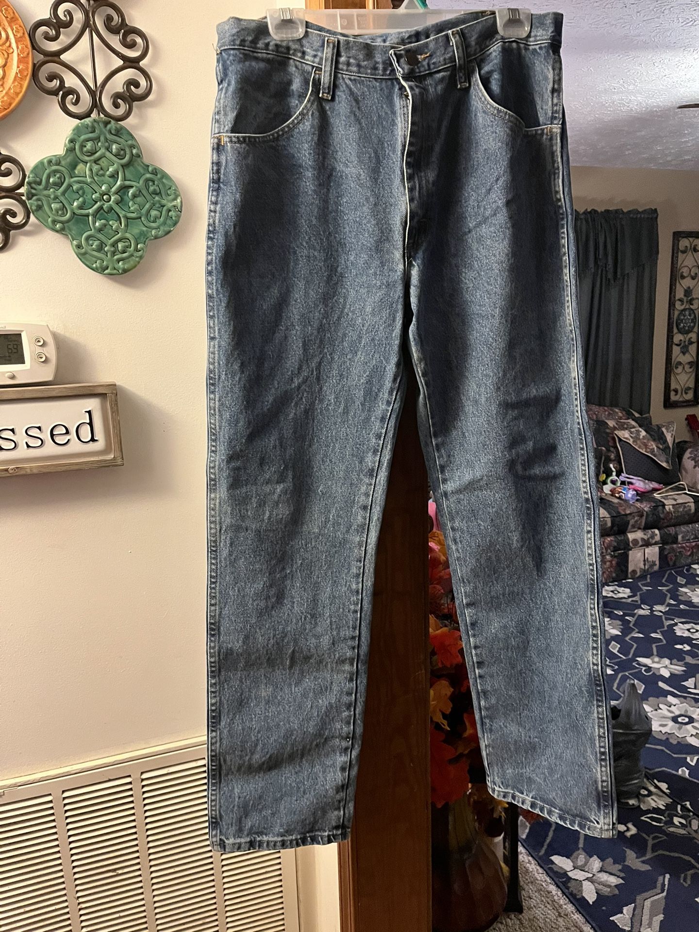 Men’s 34/32 Rustler Jeans