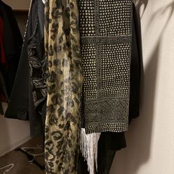 Woman’s Scarves 
