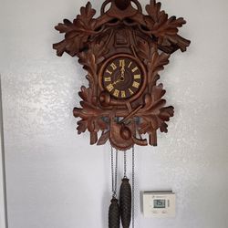 German Regula Cuckoo Clock, Vintage / Antique Buck hunting 
