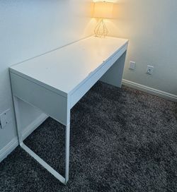 White Desk
