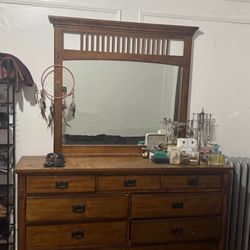 Antique/vintage Dresser With Vanity Mirror