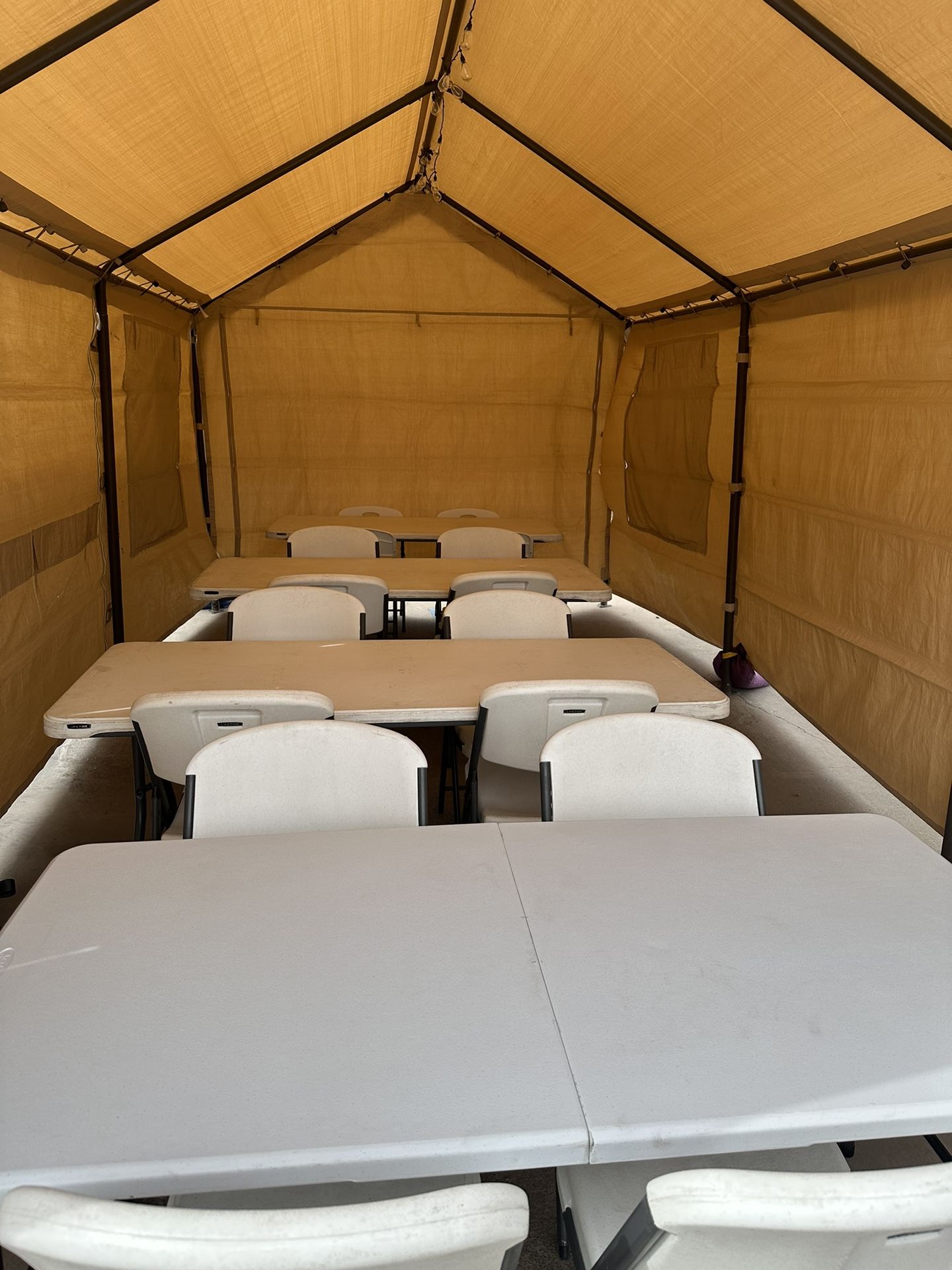 Tent With 4 Tables And 16 Chairs 