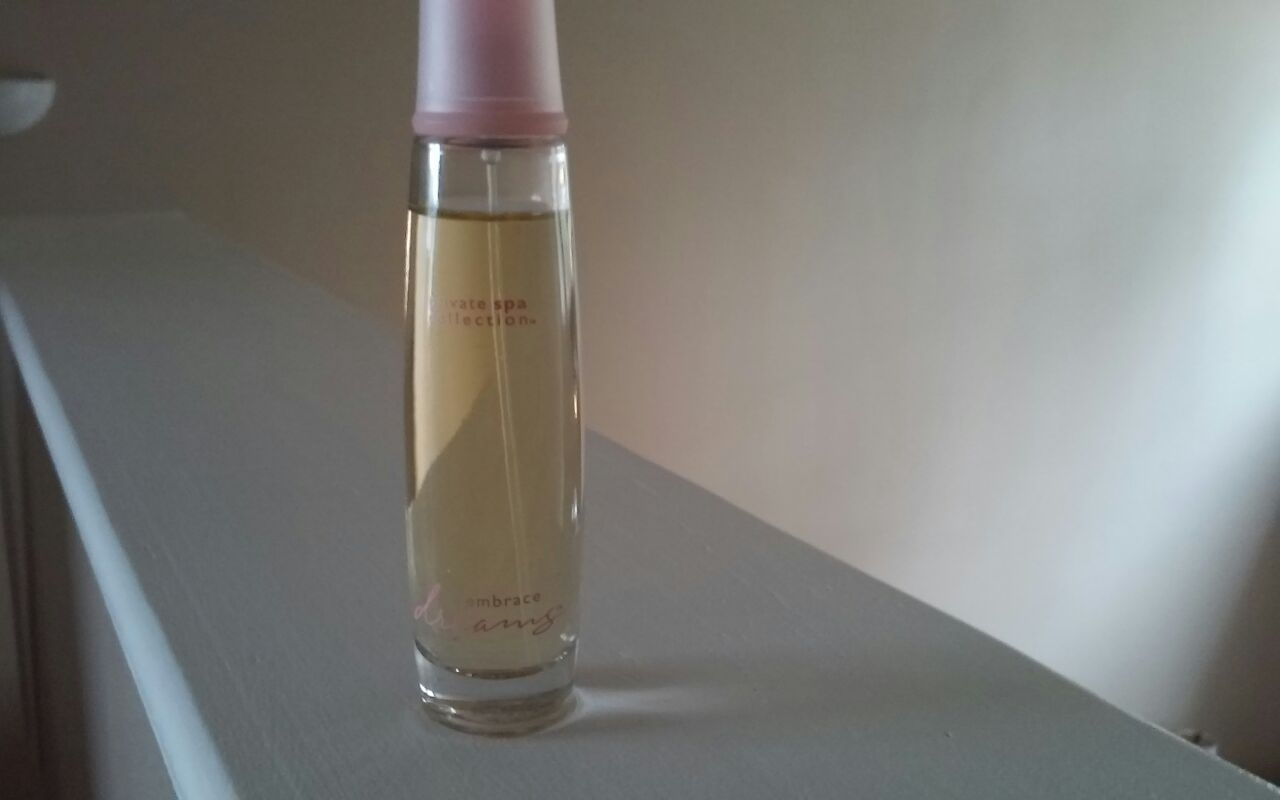 Mary Kay Sheer Mist Embrace