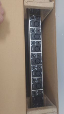 Behringer ada8000 adat mic preamplifier