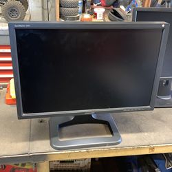 24” monitors  Samsung and Dell