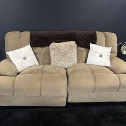 Reclining family / living room set