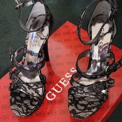 Guess Womens