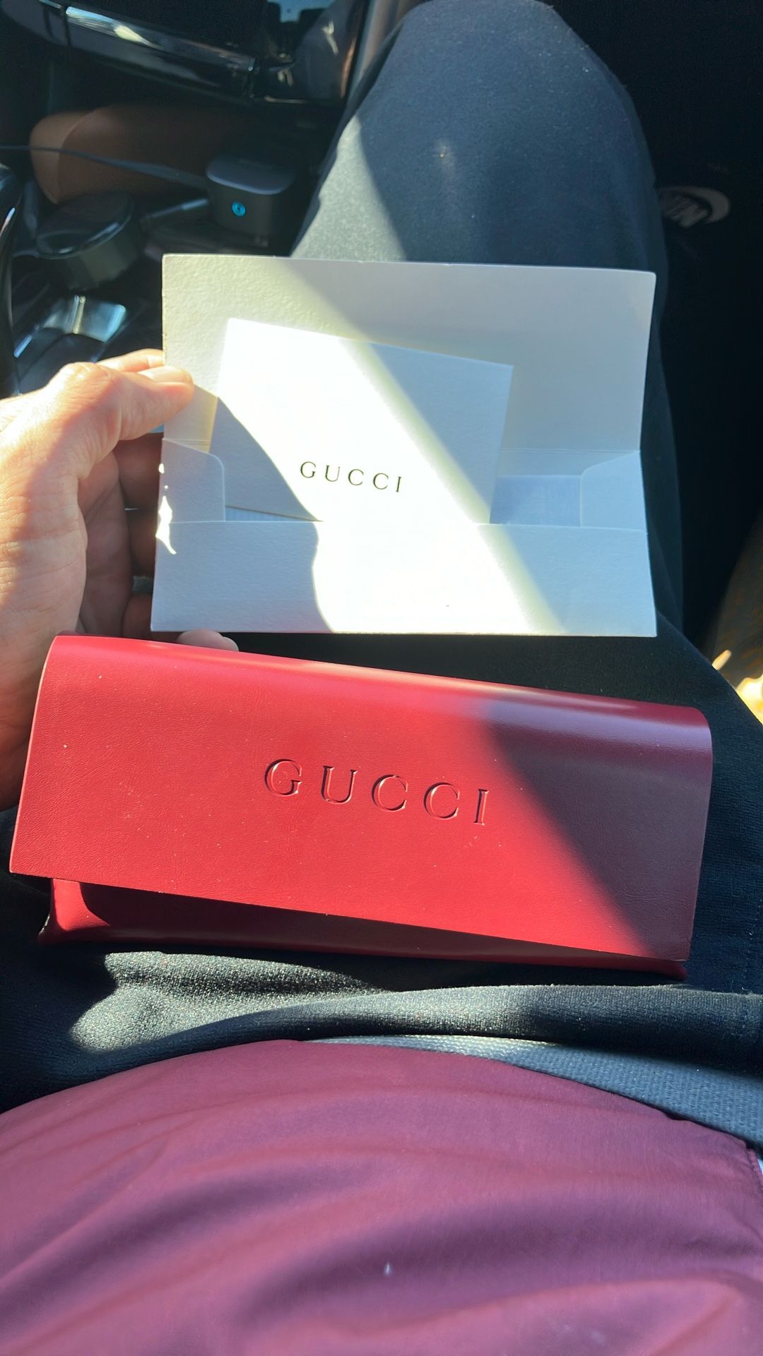 Woman’s Gucci Shades 421$ O.B.O
