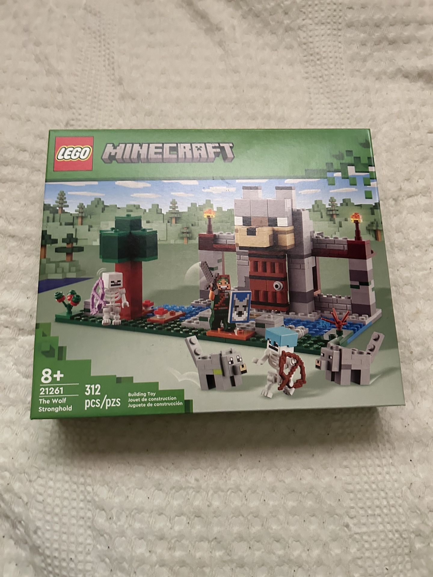 Lego Minecraft The Wolf Stronghold Brand New(21261)