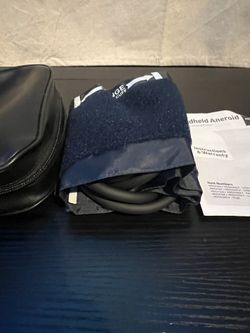 handheld aneroid sphygmomanometer